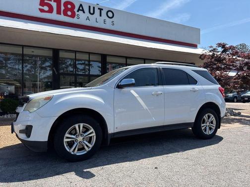 Summit White 2010 Chevrolet Equinox LT