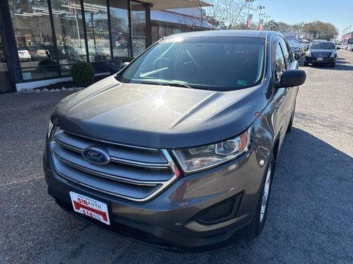 2017 Ford Edge SE