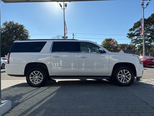 2020 GMC Yukon XL SLT