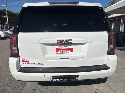 2020 GMC Yukon XL SLT
