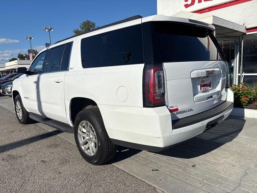 2020 GMC Yukon XL SLT