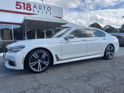 2018 BMW 750 I