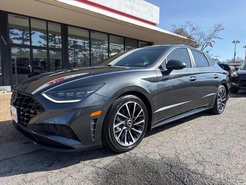 2022 Hyundai SONATA Limited