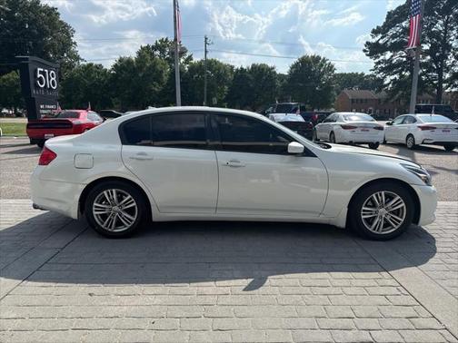 2013 INFINITI G37 Journey