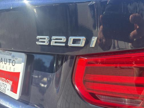 2016 BMW 320 i