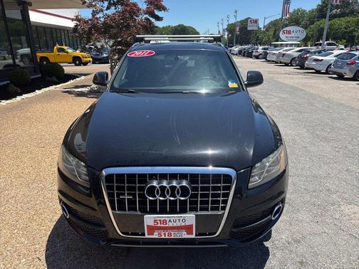 Brilliant Black 2011 Audi Q5 Premium Plus