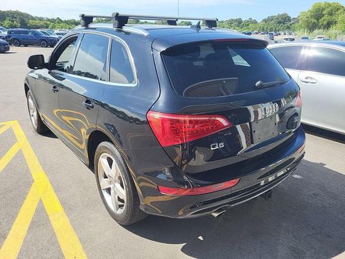 Brilliant Black 2011 Audi Q5 Premium Plus