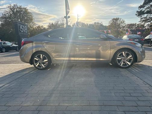 2014 Hyundai ELANTRA Limited