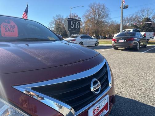 2016 Nissan Versa 1.6 SV