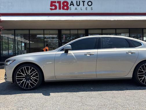 Luminous Sand Metallic 2018 Volvo S90 T5 Momentum