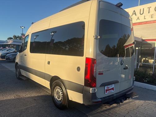 2022 Mercedes-Benz Sprinter 2500 Standard Roof