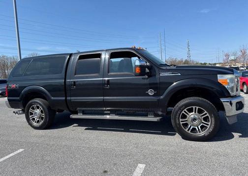 Tuxedo Black Metallic 2011 Ford F-250 Lariat