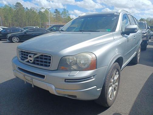 Electric Silver Metallic 2014 Volvo XC90 3.2