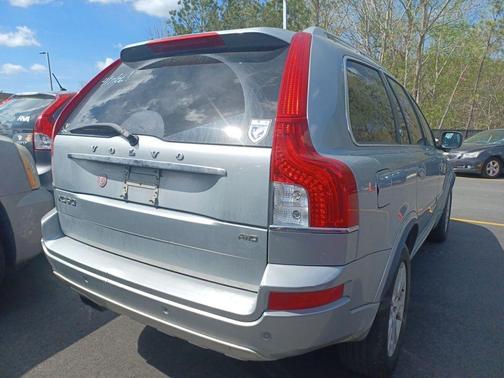 Electric Silver Metallic 2014 Volvo XC90 3.2
