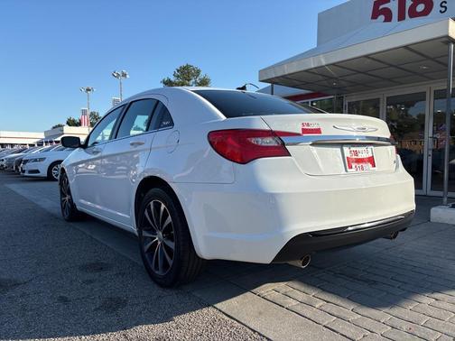 2011 Chrysler 200 S
