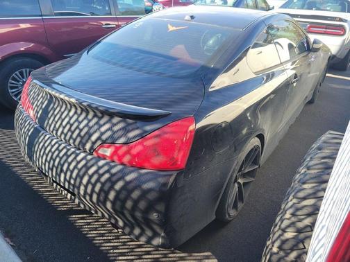 2011 INFINITI G37 IPL