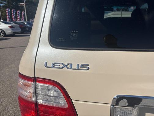 2005 Lexus LX 470 Base