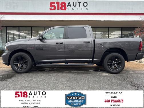 2017 RAM 1500 Night Crew Cab 4x4 5'7' Box
