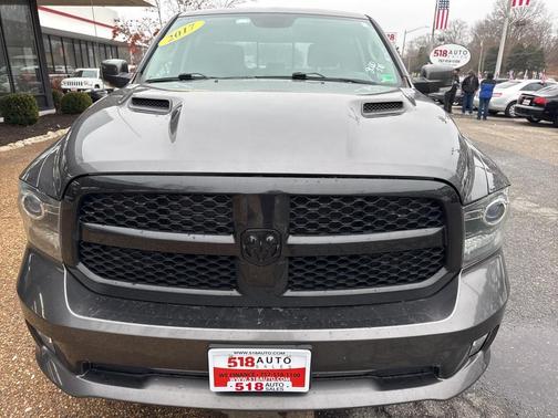 2017 RAM 1500 Night Crew Cab 4x4 5'7' Box