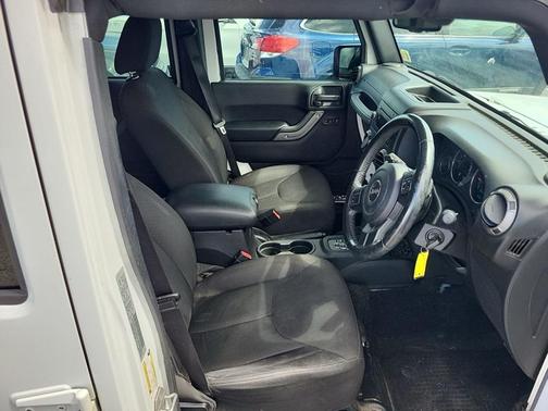 2016 Jeep Wrangler Unlimited Sport RHD
