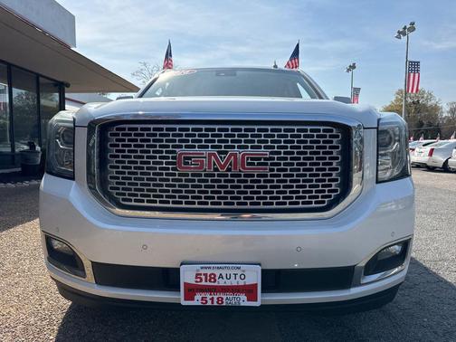 White Frost Tricoat 2016 GMC Yukon XL Denali