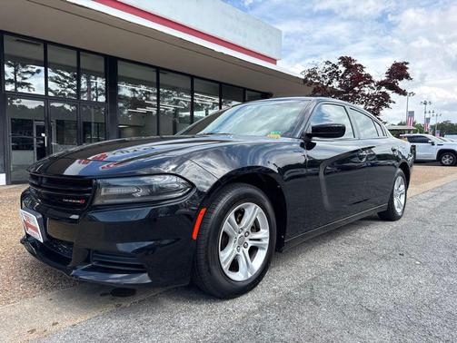 Pitch Black Clearcoat 2019 Dodge Charger SXT