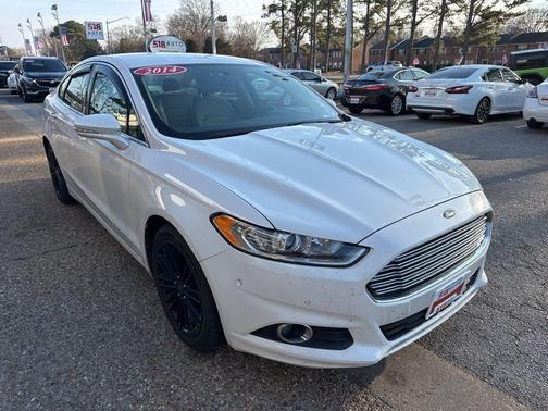 2014 Ford Fusion SE