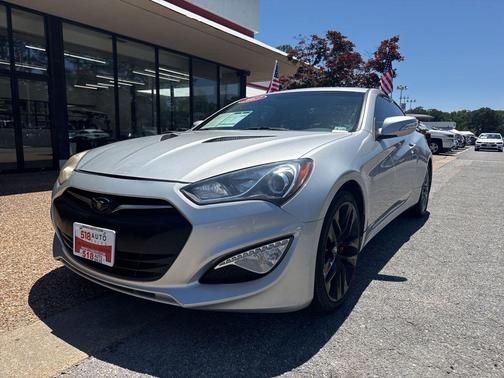 Platinum Metallic 2013 Hyundai Genesis Coupe 3.8 Track