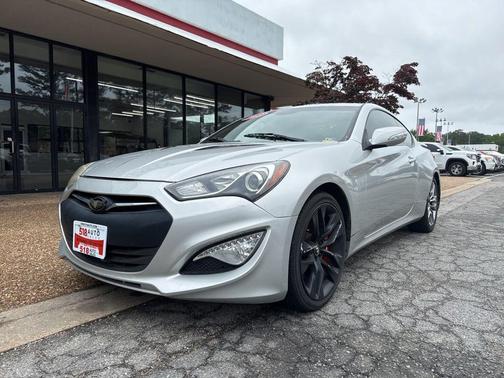 Platinum Metallic 2013 Hyundai Genesis Coupe 3.8 Track