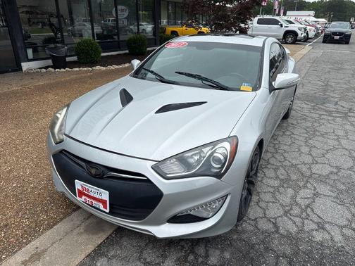 Platinum Metallic 2013 Hyundai Genesis Coupe 3.8 Track