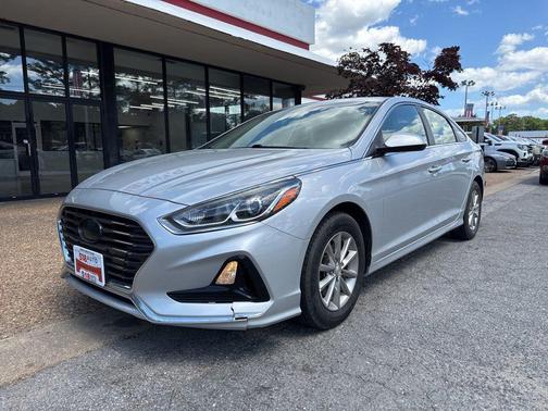 Silver 2019 Hyundai SONATA SE