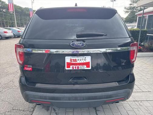2017 Ford Explorer Base