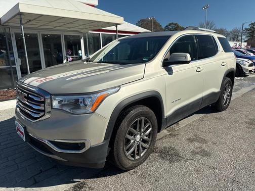 2017 GMC Acadia SLT-1
