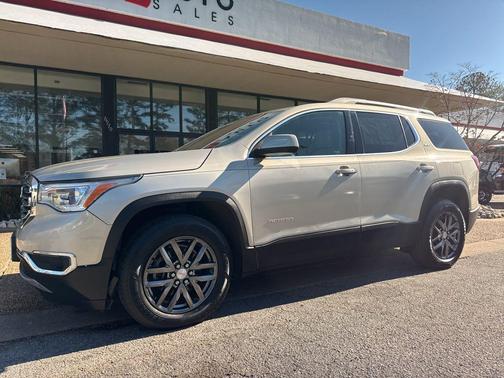 2017 GMC Acadia SLT-1