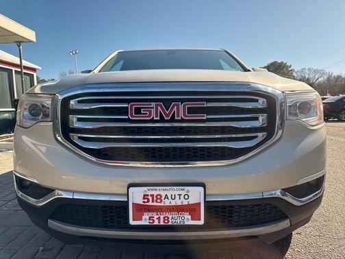 2017 GMC Acadia SLT-1