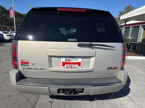 2009 GMC Yukon XL Denali