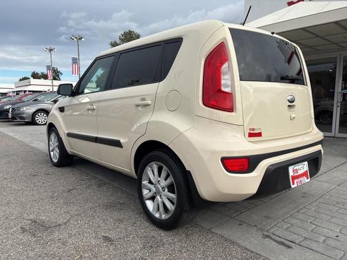 2013 Kia Soul +
