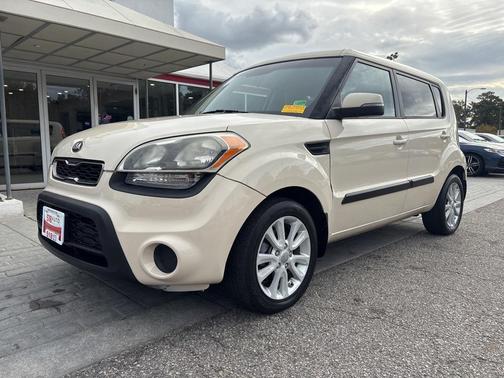 2013 Kia Soul +