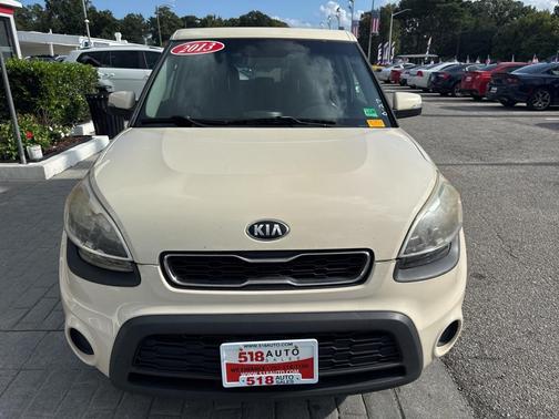 2013 Kia Soul +