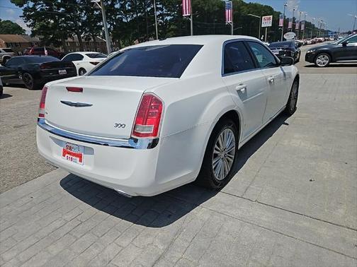 2014 Chrysler 300 S
