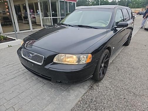 2005 Volvo V70 2.4