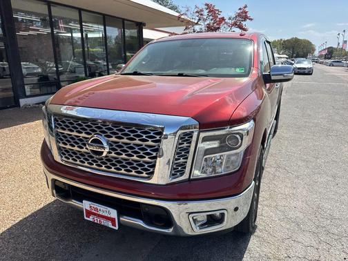 Cayenne Red 2018 Nissan Titan SL