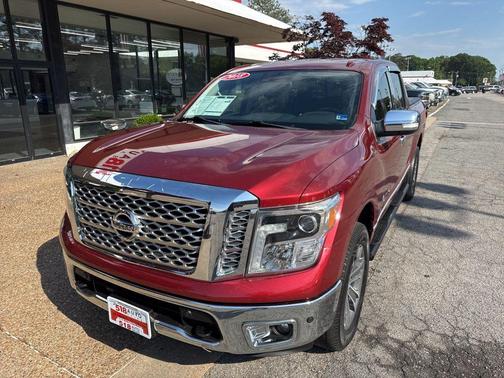 Cayenne Red 2018 Nissan Titan SL