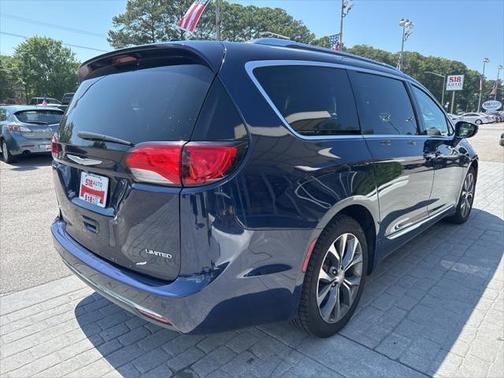2017 Chrysler Pacifica Limited