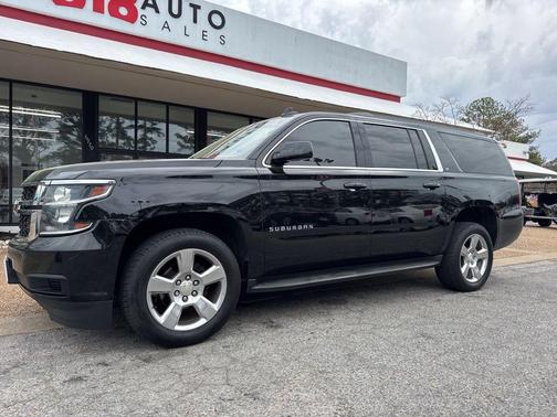 2017 Chevrolet Suburban LT