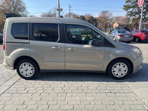 2016 Ford Transit Connect XLT w/Rear Liftgate