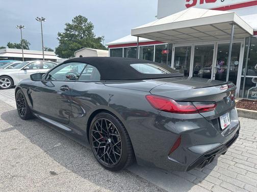 Dravit Gray Metallic 2022 BMW M8 Competition