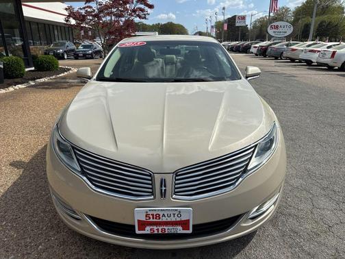 Platinum 2015 Lincoln MKZ Base