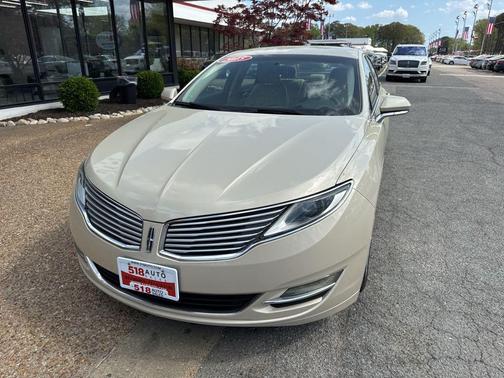 Platinum 2015 Lincoln MKZ Base