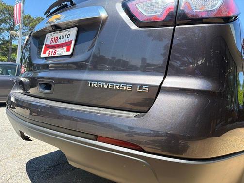 Tungsten Metallic 2013 Chevrolet Traverse LS
